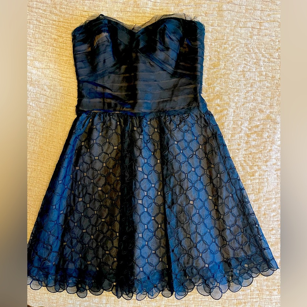 BCBGMaxazria strapless dress size 4. NWOT